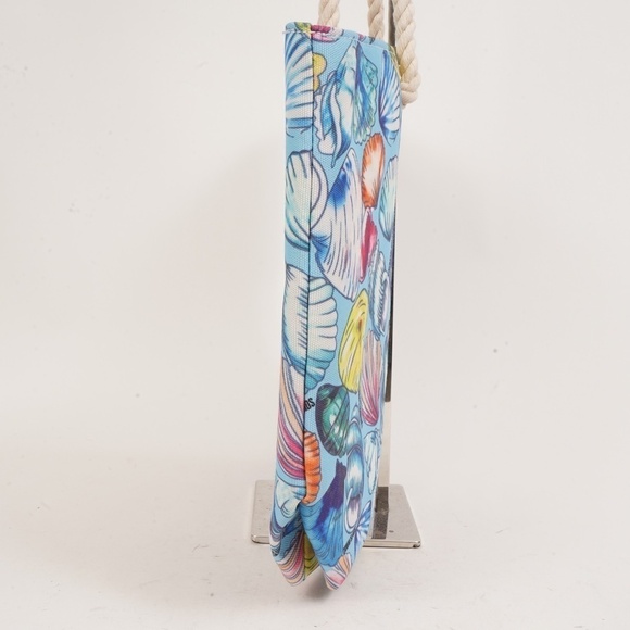 Shoreline‎ Blue with Seashell Pattern Summer Tote Bag with Rope Handle - Picture 5 of 14